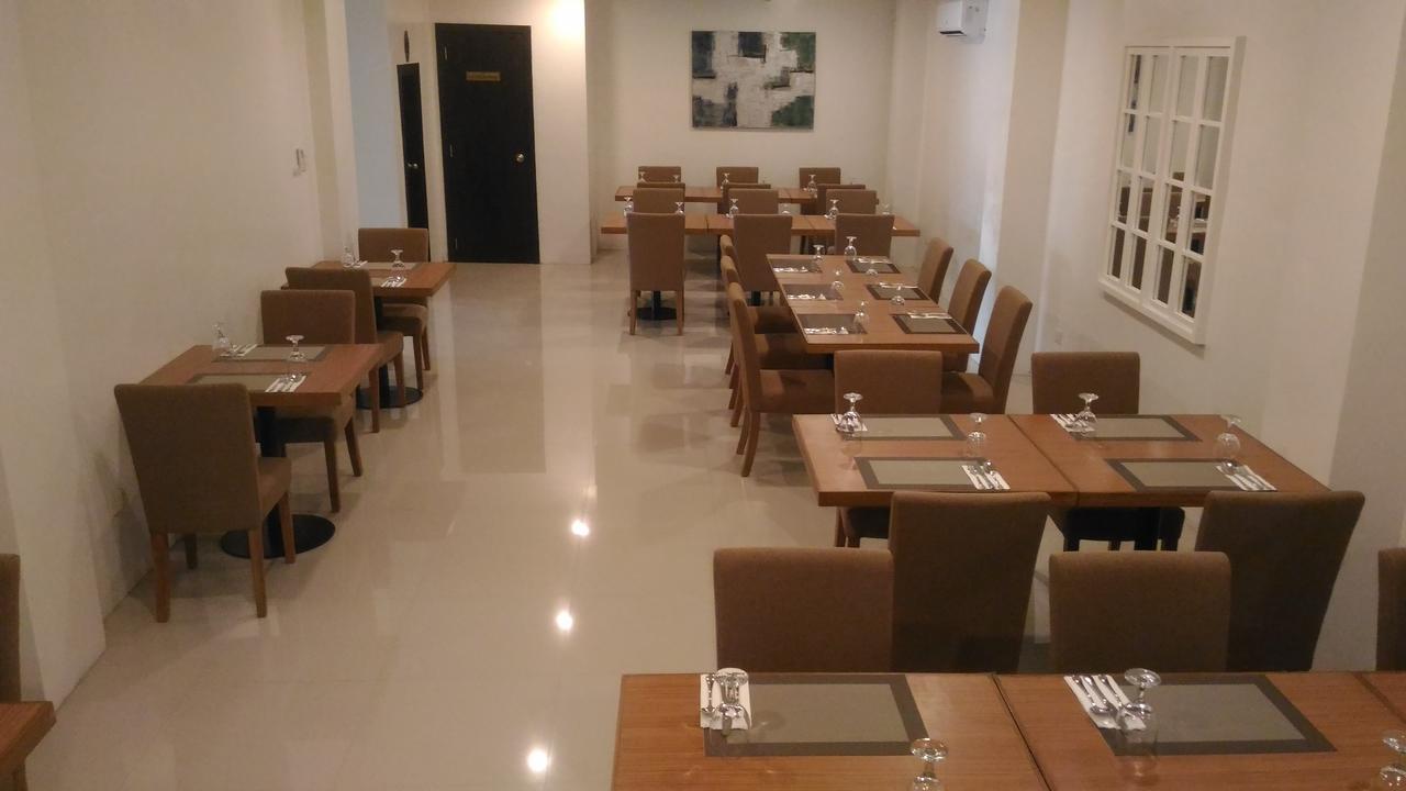Top Star Hotel Oton Экстерьер фото
